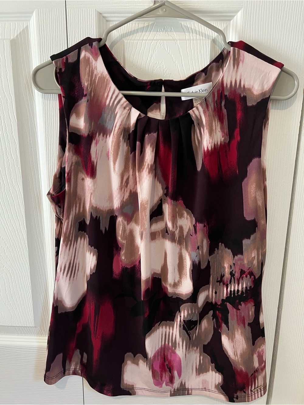 Calvin Klein Sleeveless Pleated Abstract Print Blouse in Burgundy and Pink